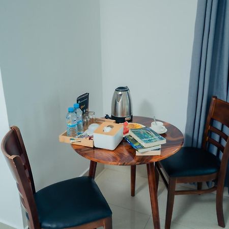 White Corner Hotel Пном Пен Екстериор снимка